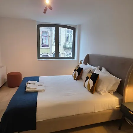Lägenhet Spacious And Modern 2-bed With Garage Oporto