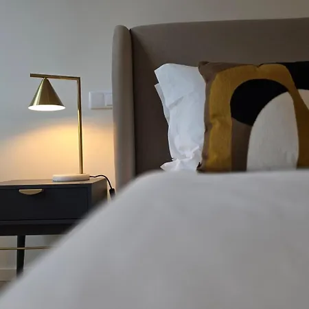 Spacious And Modern 2-bed With Garage Apartament Porto