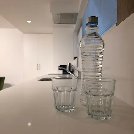 Spacious And Modern 2-bed With Garage * Porto