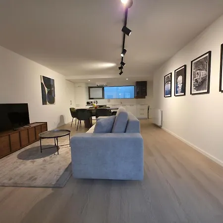 Apartment Spacious And Modern 2-bed With Garage Porto