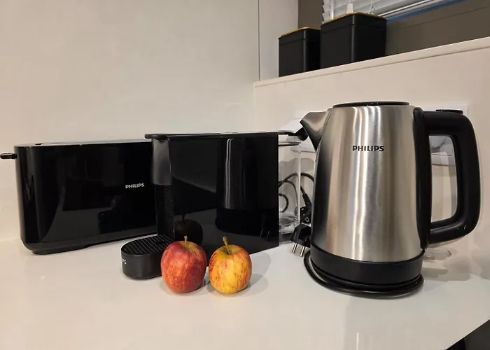 Spacious And Modern 2-bed With Garage