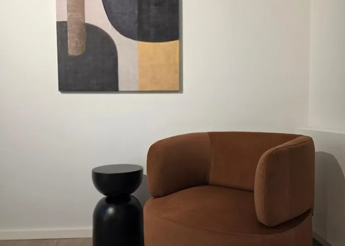 Apartament Spacious And Modern 2-bed With Garage