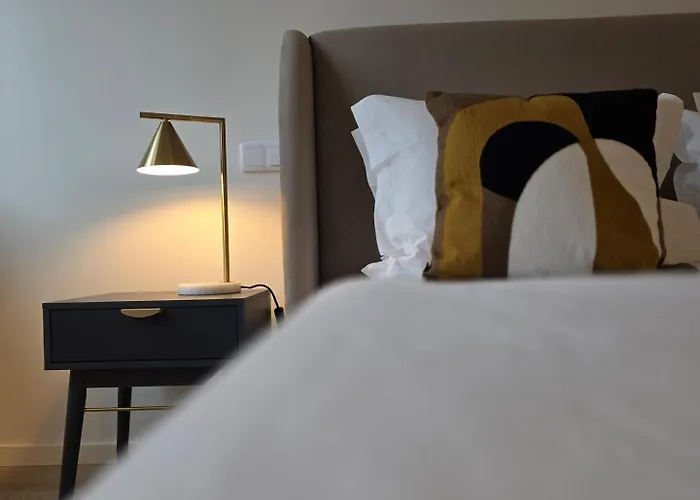 Spacious And Modern 2-bed With Garage Lejlighed Porto