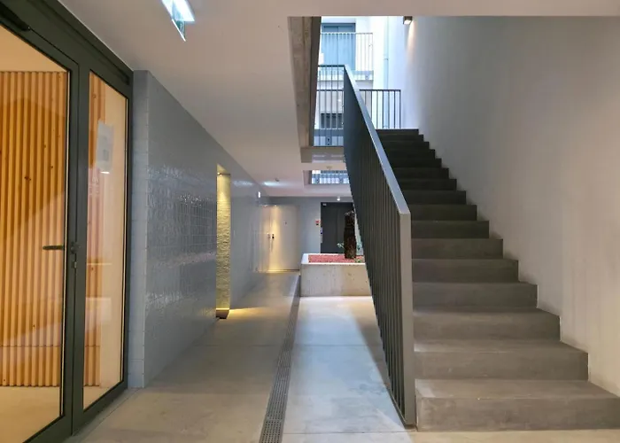 Apartament Spacious And Modern 2-bed With Garage *