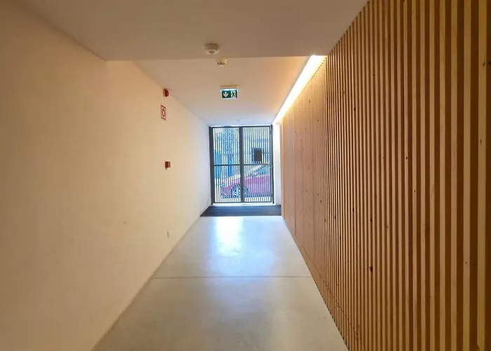 Spacious And Modern 2-bed With Garage * Porto