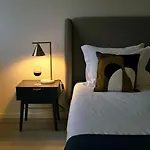 Διαμέρισμα Spacious And Modern 2-bed With Garage Πόρτο