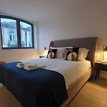 Spacious And Modern 2-bed With Garage * Πόρτο