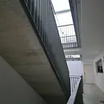 Διαμέρισμα Spacious And Modern 2-bed With Garage *