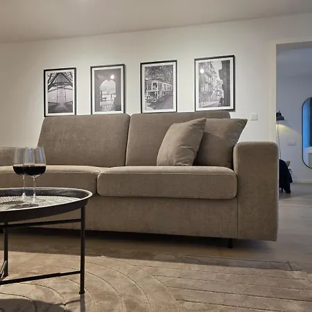 Spacious And Modern 2-bed With Garage Apartment Porto